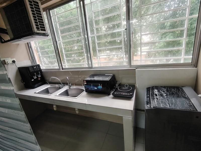 Kondominium untuk Disewa di Platinum Lake PV 15 - Kelvin Soh - Kitchen - PropertyGuru.com.my