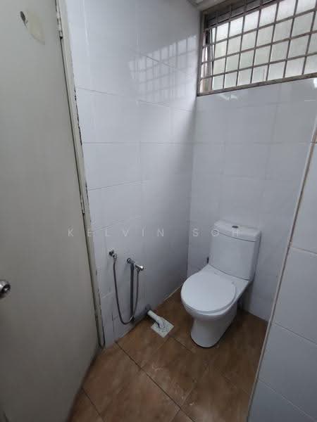 Kondominium untuk Disewa di Platinum Lake PV 15 - Kelvin Soh - Bathroom - PropertyGuru.com.my