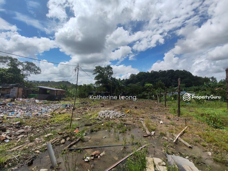 Untuk Dijual - Kampung Sungai Bakau Rawang