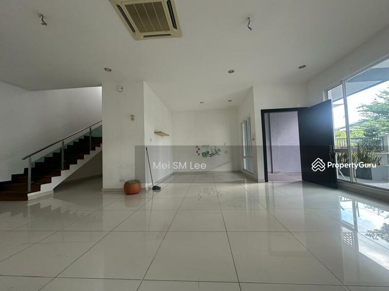 Wira Heights, Bandar Sungai Long Living Room