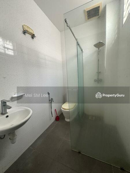 Wira Heights, Bandar Sungai Long Bathroom
