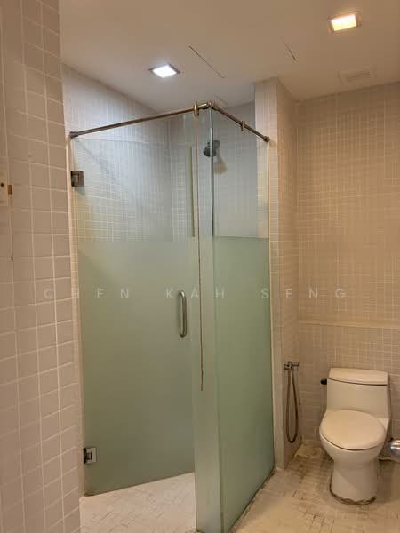 Condominium for Sale at 10 Semantan Suites - Chen Kah Seng - Bathroom - PropertyGuru.com.my