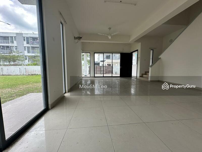 Spring Villa, Bandar Mahkota Cheras Living Room