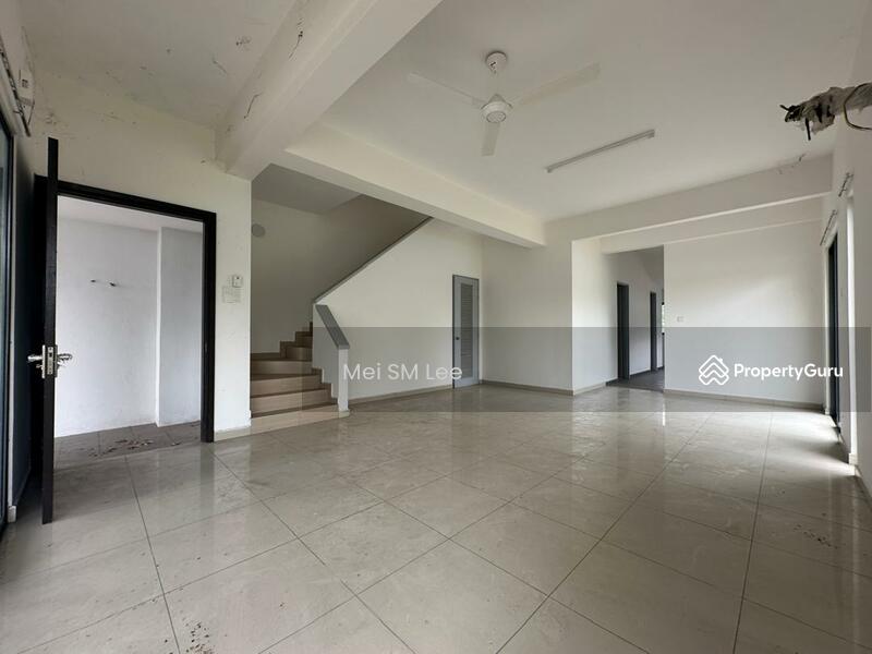 Spring Villa, Bandar Mahkota Cheras Living Room