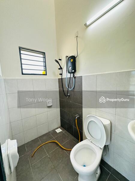 For Sale - ( Sell Below Market ) Double Storey Corner House, Sari Alamanda, Rawang
