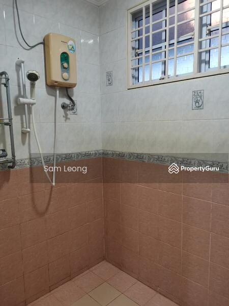 Untuk Disewa - Ampang @ Teratai 2sty Landed House for Rent