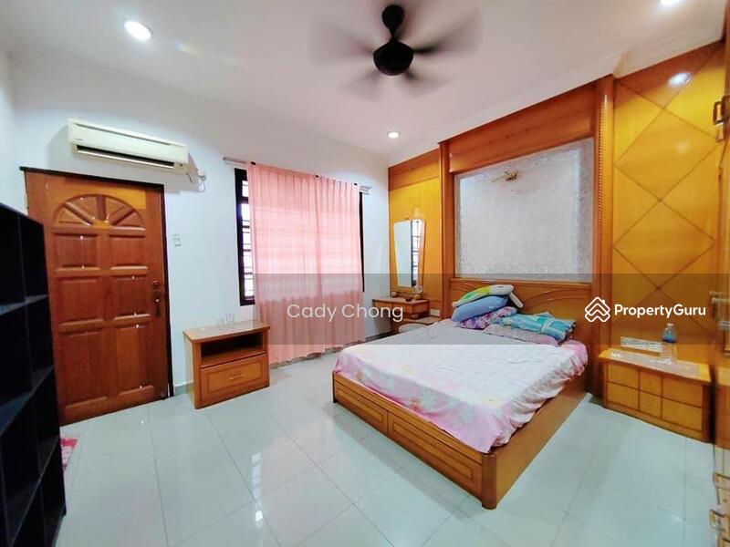 For Sale - Gelangs Patahs