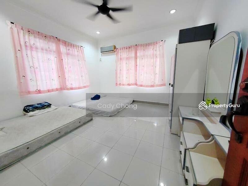 For Sale - Gelangs Patahs