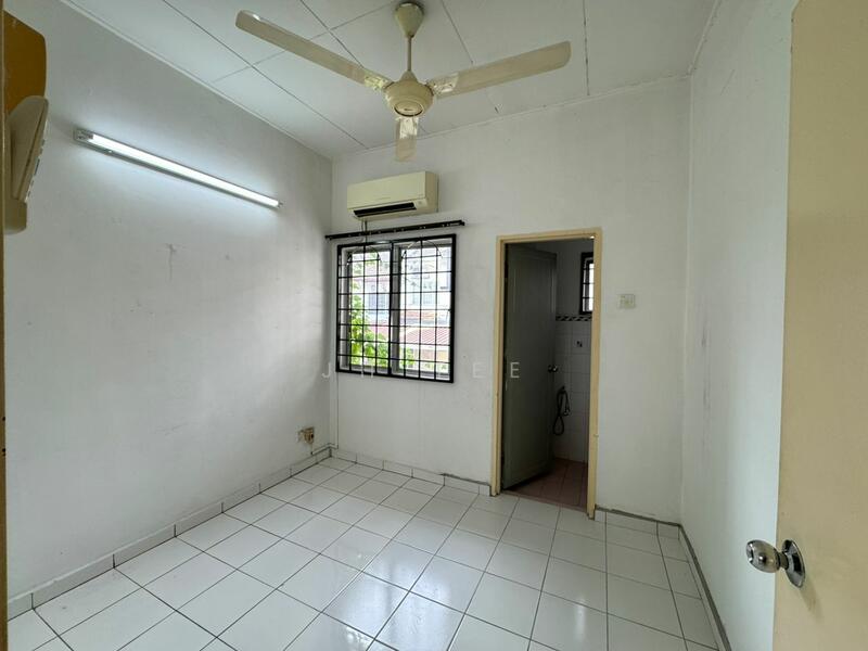 Untuk Dijual - Section 6 @ Kota Damansara