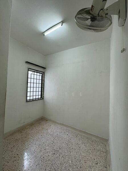 Untuk Dijual - Section 6 @ Kota Damansara