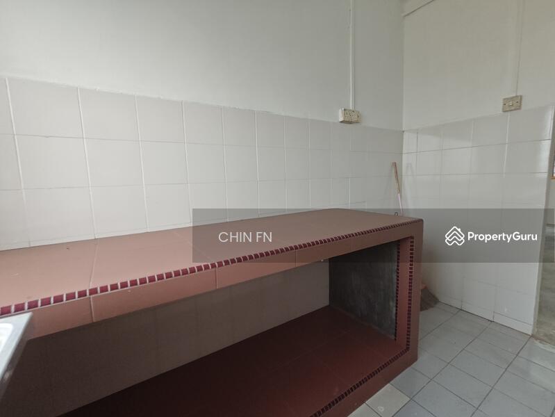 For Sale - Rumah Pangsa Kampung Padang