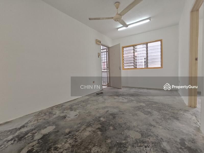 For Sale - Rumah Pangsa Kampung Padang