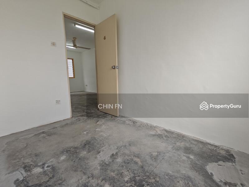 For Sale - Rumah Pangsa Kampung Padang