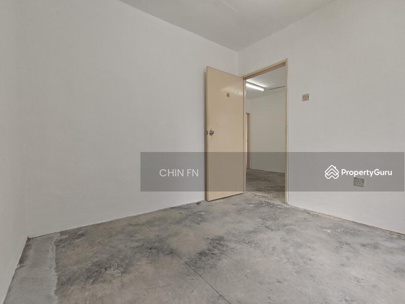 For Sale - Rumah Pangsa Kampung Padang