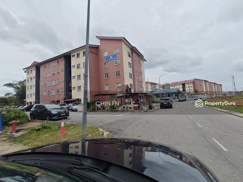 For Sale - Rumah Pangsa Kampung Padang