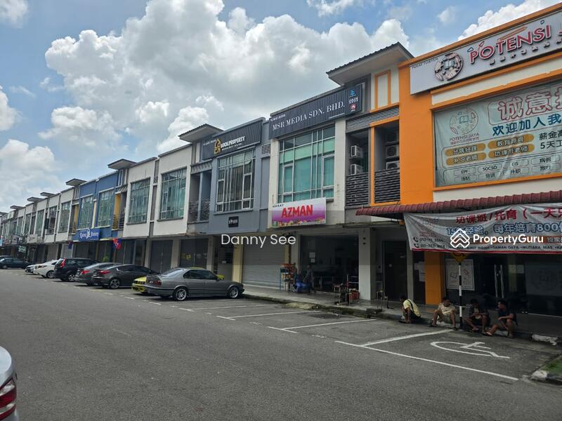 For Rent - Indahpura Kulai Ground Floor of Double Storey Shop (End Lot) near Aeon Kulai