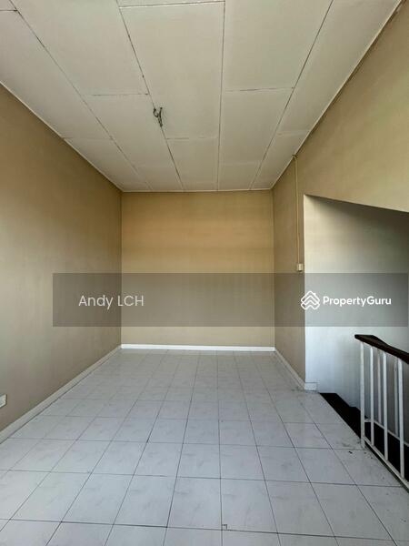 Untuk Dijual - Terrace house at Taman Desa Karunmas