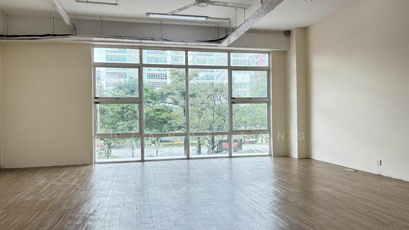 For Rent - Oasis Square