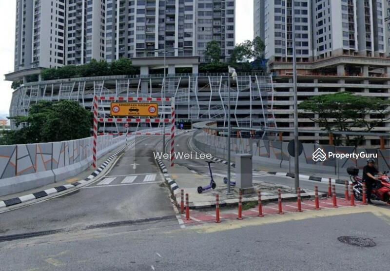 Link bridge connecting the development