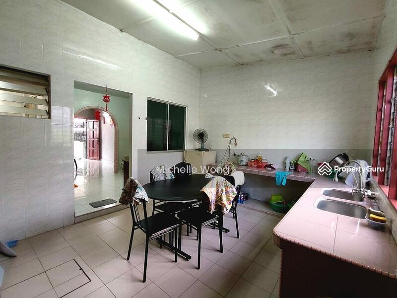 Untuk Dijual - Batang Kali - Seksyen 3 Bandar Utama, 44300 Selangor.