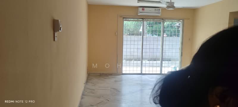 Townhouse for Sale in Jalan Ipoh (Kuala Lumpur) - Moh . - Living Room - PropertyGuru.com.my