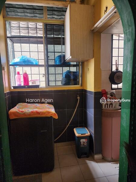 For Sale - Putra Laksamana