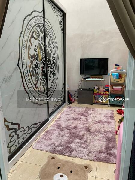 For Sale - Puncak Iskandar