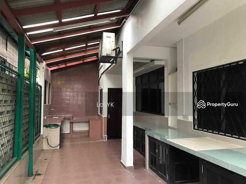 Rumah Berkembar untuk Dijual di SS14 (Subang Jaya) - Lai YK - PropertyGuru.com.my