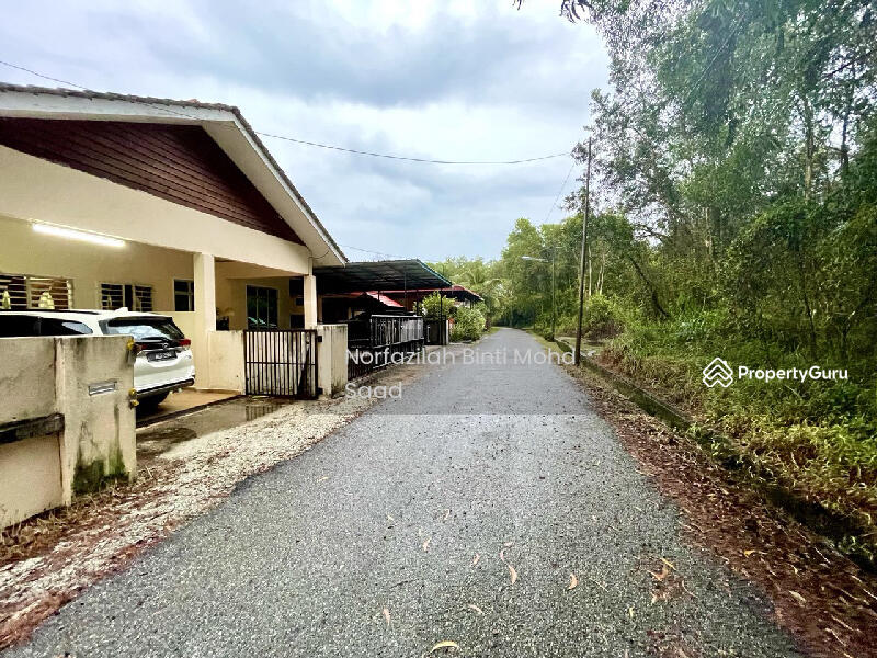 Semi-Detached House for Sale in Kampung Wakaf Tengah (Batu Rakit) - Norfazilah Binti Mohd Saad - PropertyGuru.com.my