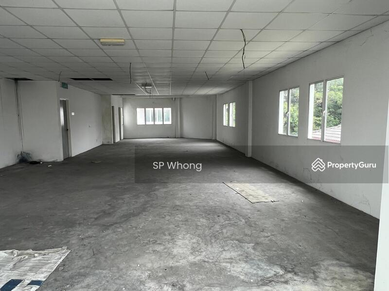 For Rent - Raja uda main road third floor corner