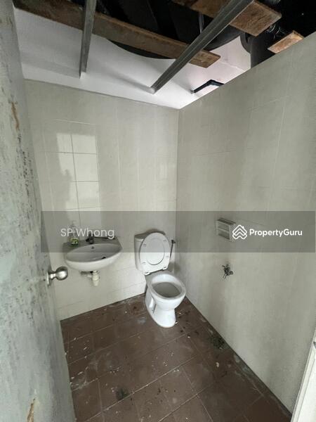 For Rent - Raja uda main road third floor corner