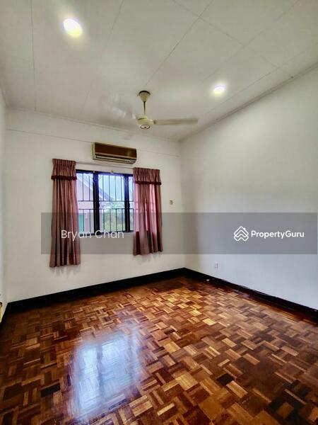 For Sale - USJ 20 Double Storey Freehold 38 x75