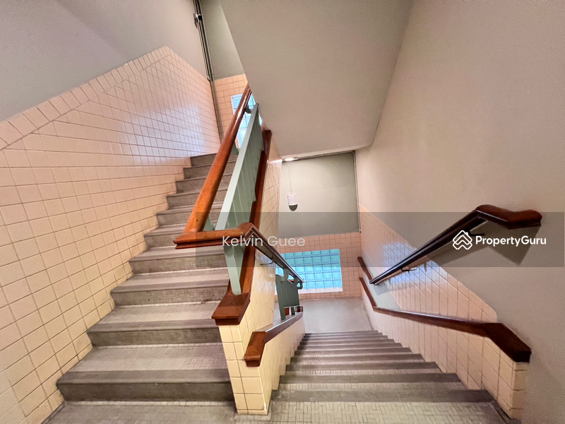 For Rent - 1700sf Suitable for Hidden Bar, Speakeasy Bar