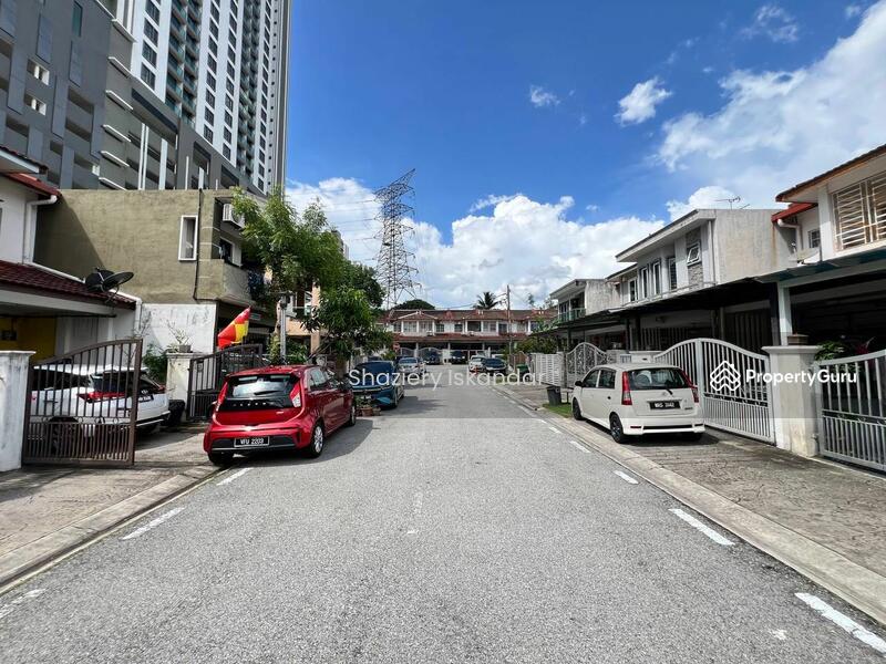 For Sale - Taman Pinggiran Indah