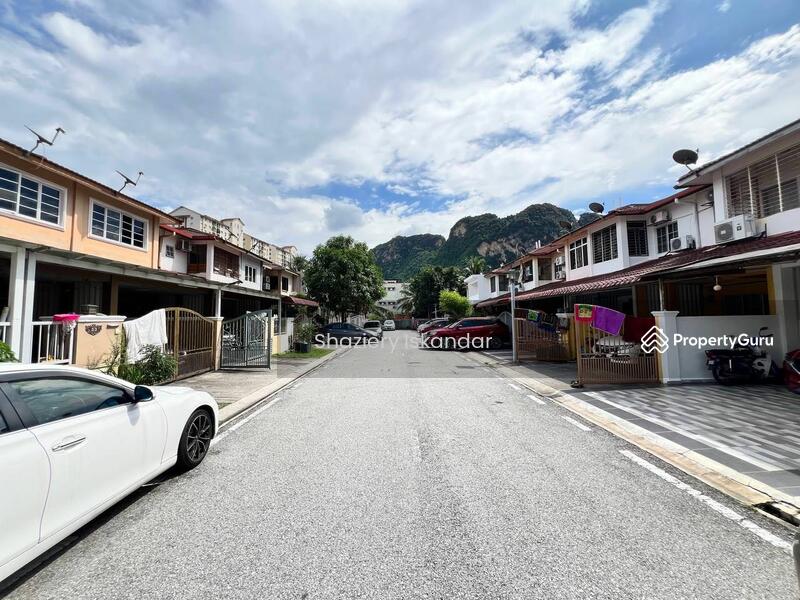 For Sale - Taman Pinggiran Indah
