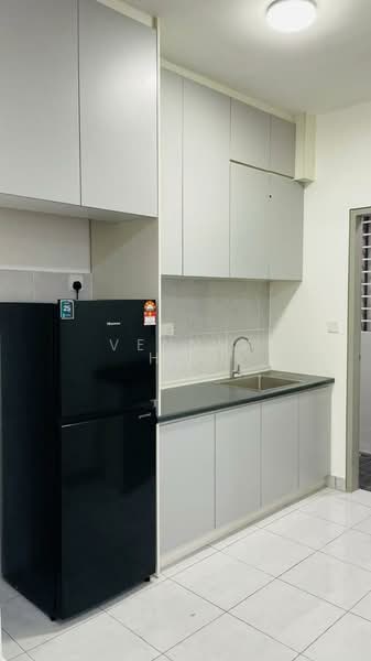 Pangsapuri untuk Disewa di Idaman BSP - Vennis Hai - Kitchen - PropertyGuru.com.my