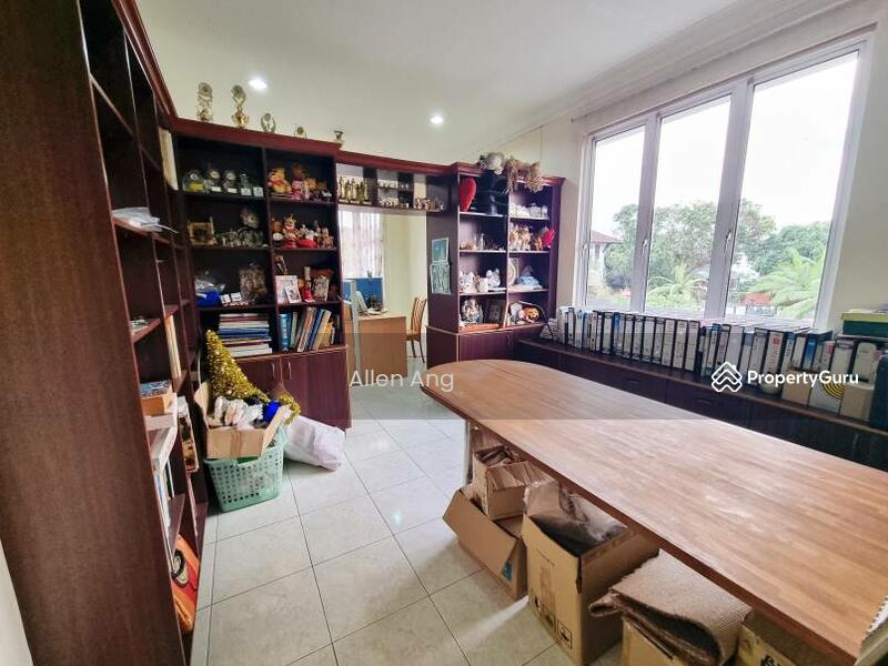 Untuk Dijual - Sri Damai