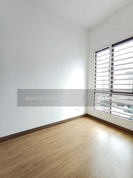 For Sale - Bandar Ainsdale : Anggun