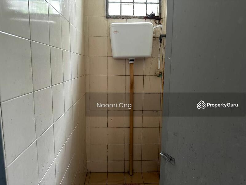 Kedai / Pejabat untuk Disewa di Bandar Tasik Kesuma (Beranang) - Naomi Ong - PropertyGuru.com.my