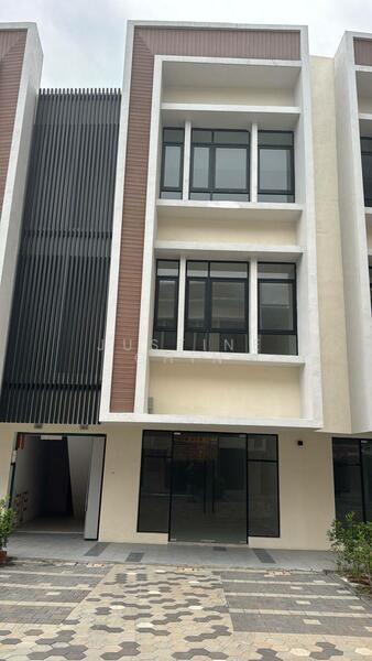 For Rent - Piccadilly