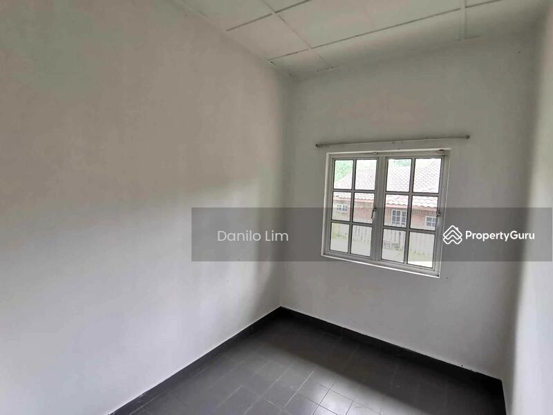 Bungalow for Sale in College Heights Garden Resort (Setul) - Danilo Lim - PropertyGuru.com.my