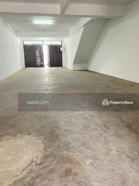 Untuk Dijual - Megah Ria Jalan Api-Api Double Storey Shop / Masai
