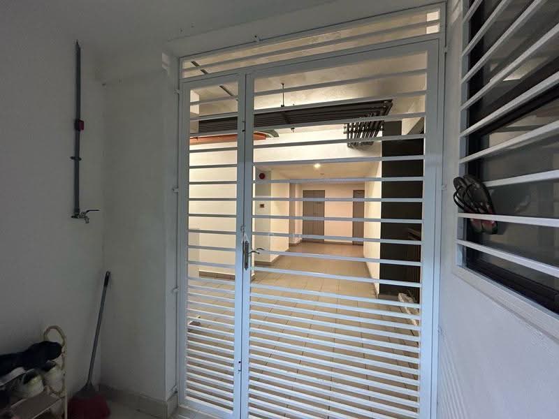 Pangsapuri untuk Dijual di Tiara Imperio Residence - Abu Mansur - Corridor - PropertyGuru.com.my