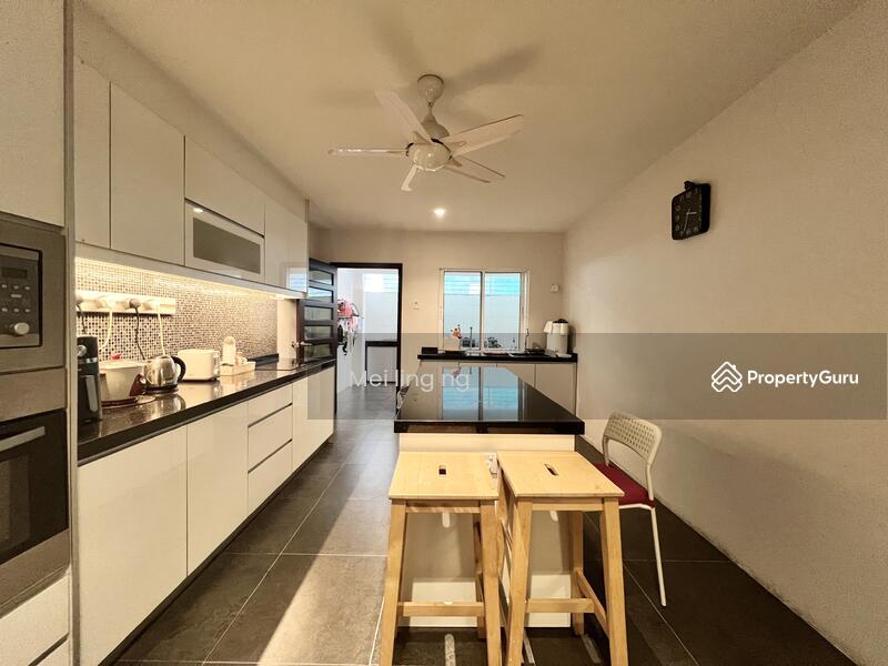 Untuk Dijual - Semi D @ Damansara Utama (PJ Uptown)