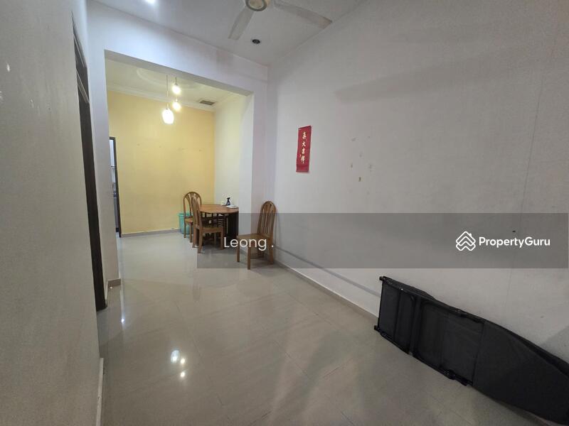 Untuk Disewa - Jalan Kebun Nyuir