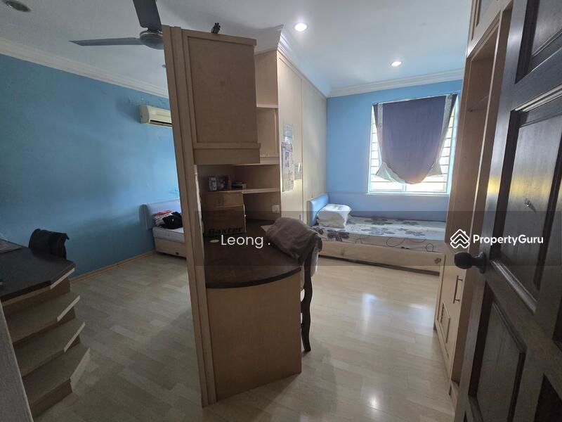 Untuk Disewa - Jalan Kebun Nyuir