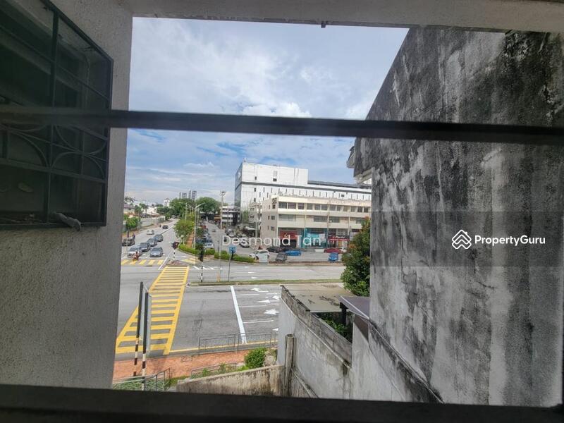 2-storey Terraced House for Sale in Damansara Jaya (Petaling Jaya) - Desmond Tan - PropertyGuru.com.my