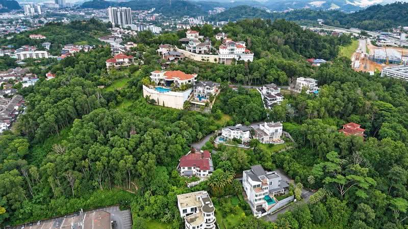 Bungalow House for Sale in Cemerlang Heights (Gombak) - Lucas Choo - Exterior - PropertyGuru.com.my