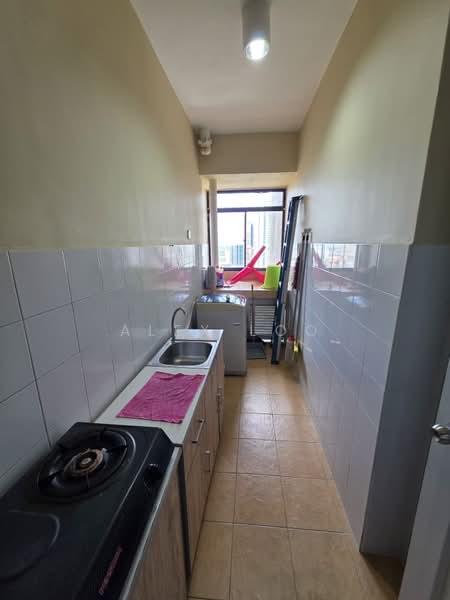 Kondominium untuk Disewa di Casa Tropicana - Alex Loo - Kitchen - PropertyGuru.com.my