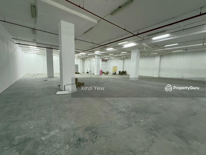 For Rent - Seri Kembangan Multi Storey Warehouse with cargo lifts and container bays